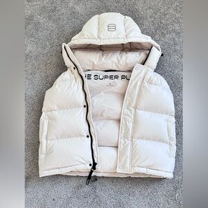 Aritzia The Super Puff™ Shorty Vest - Matt Pearl